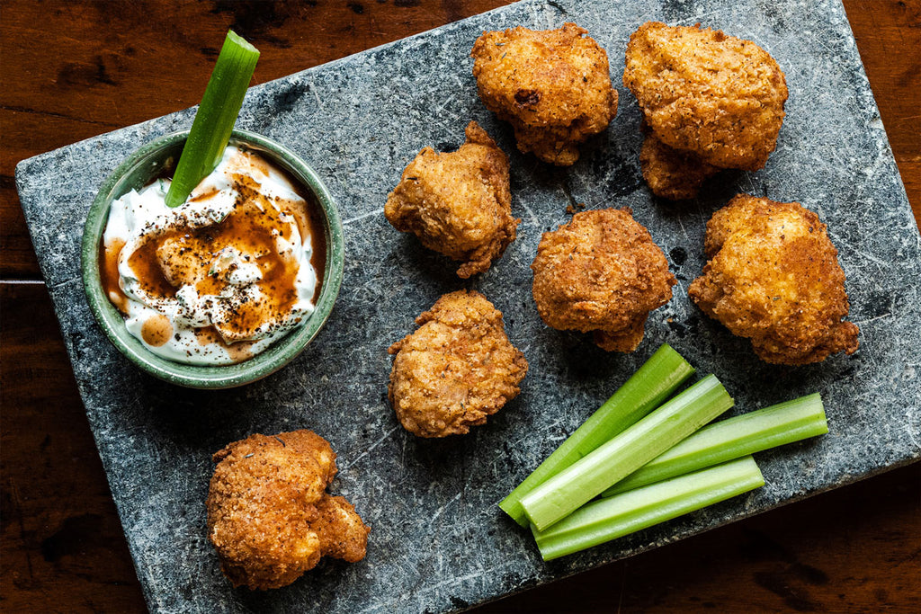 Crispy Buffalo Cauliflower with Creamy Garlic Dip