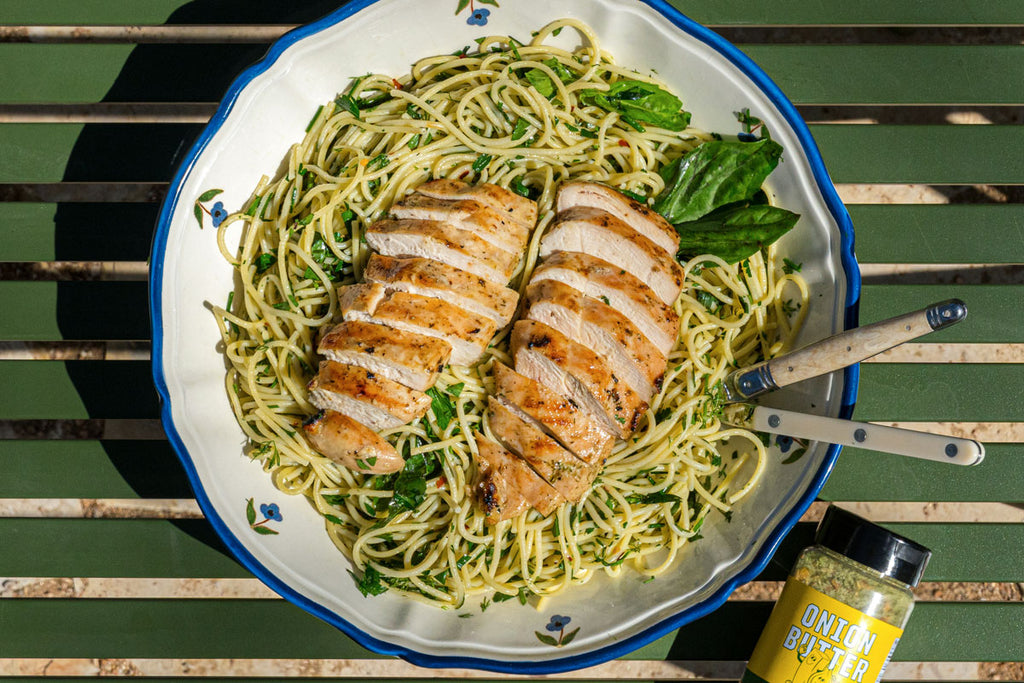 Onion Butter Chicken Breasts with Spaghetti & Herbs